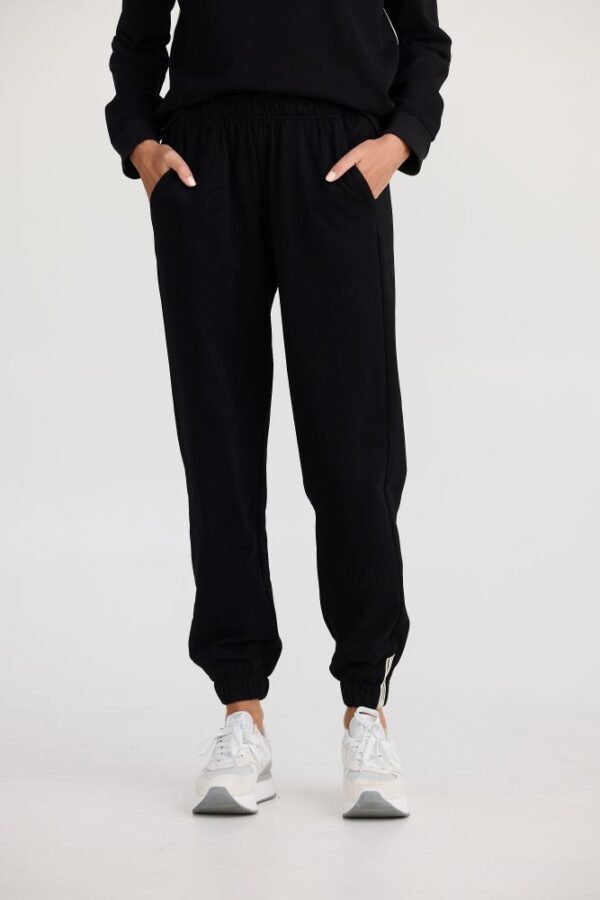 Walk Up Trackies
