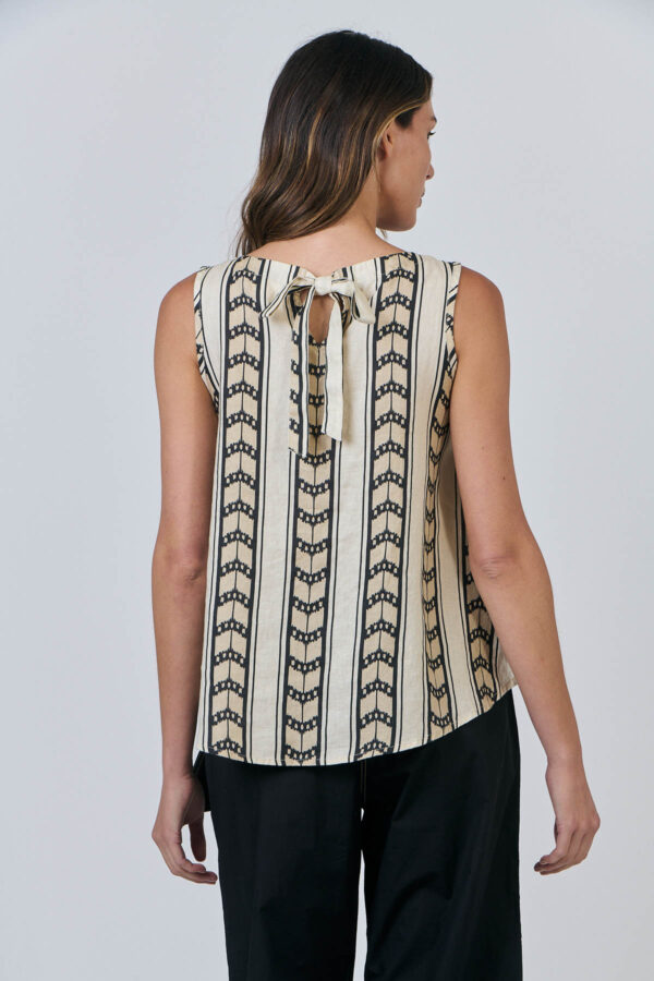 Sleeveless Tie Top - Image 5